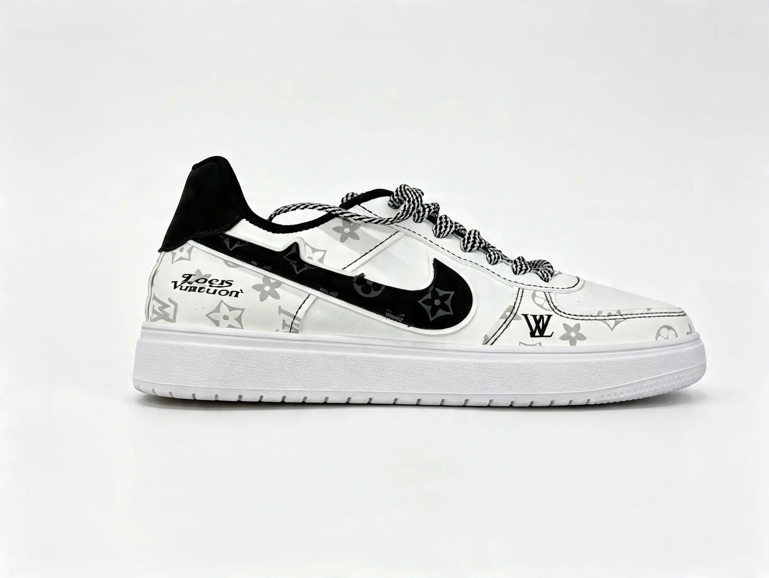 Nike skeakers